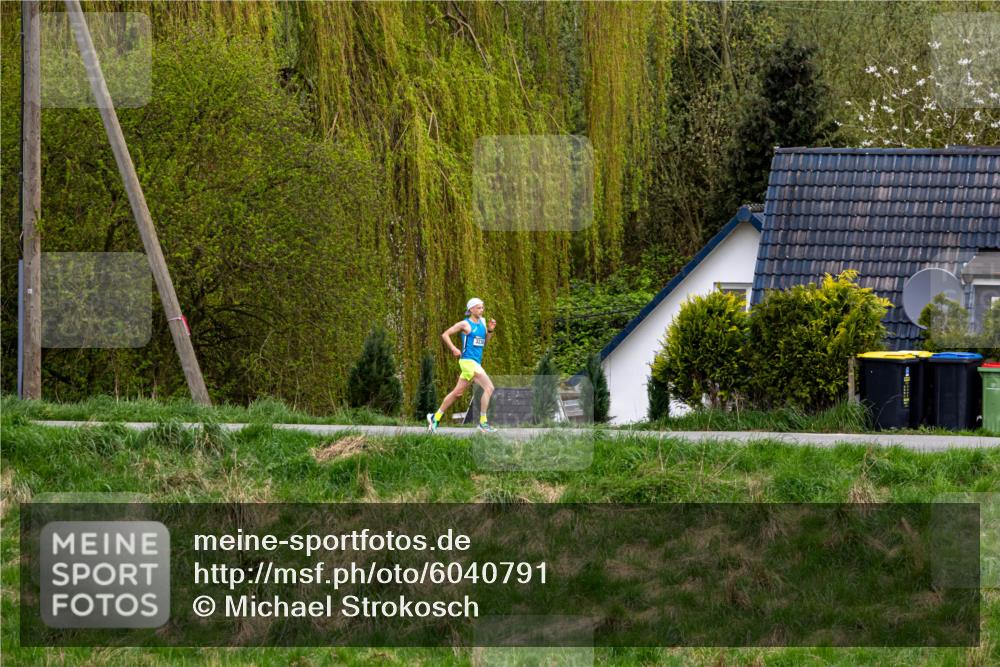 07.04.2024 - 43. Internationalen Wilhelmsburger Insellauf Michael Strokosch http://msf.ph/oto/6040791 07.04.2024 10:17:47 Laufen  meine-sportfotos.de