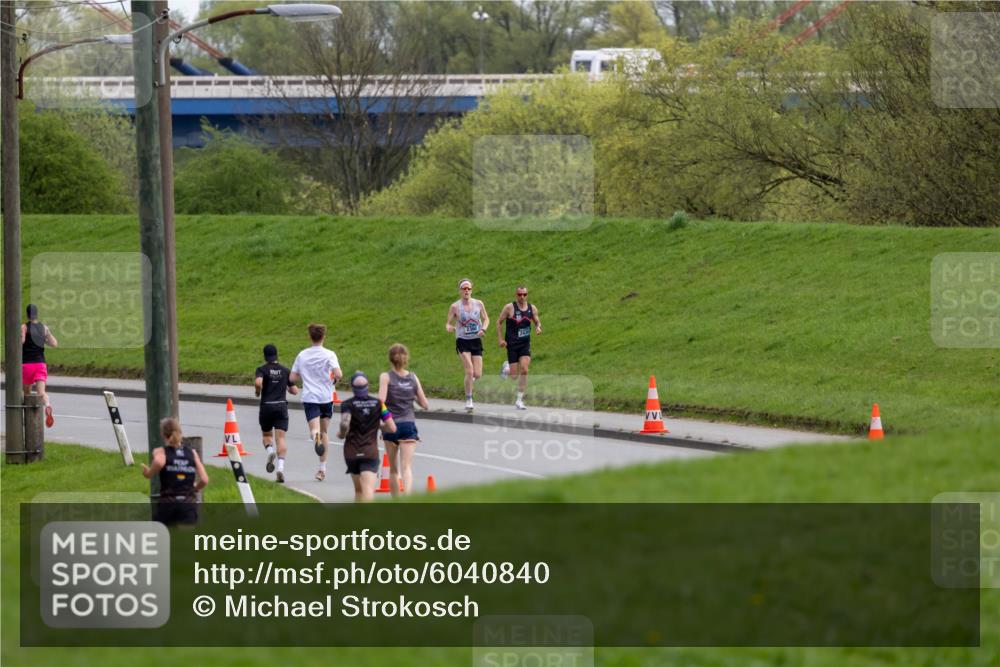 07.04.2024 - 43. Internationalen Wilhelmsburger Insellauf Michael Strokosch http://msf.ph/oto/6040840 07.04.2024 10:19:01 Laufen  meine-sportfotos.de