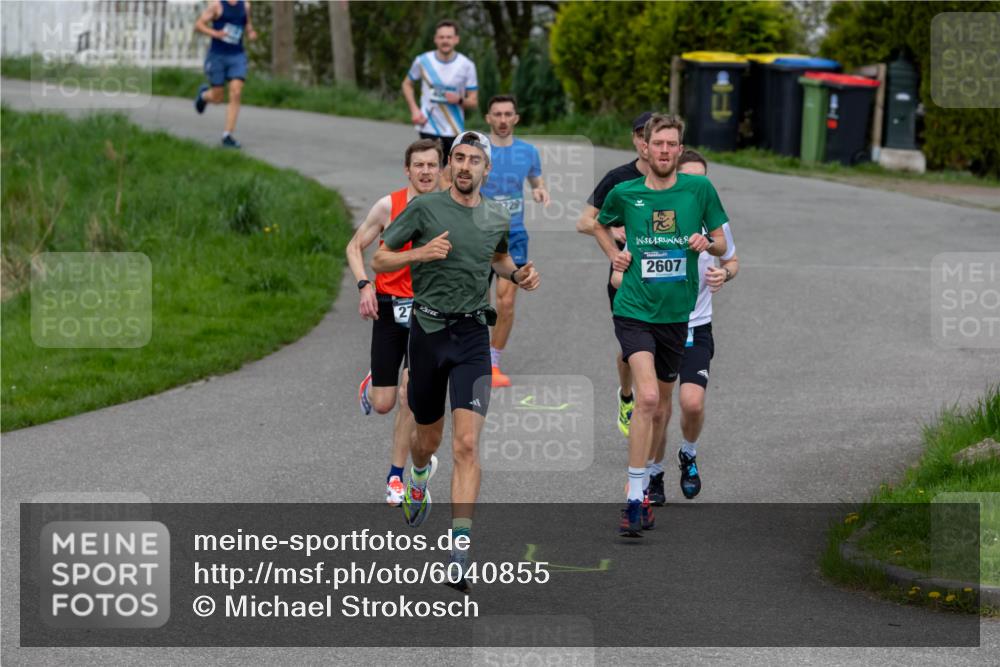 07.04.2024 - 43. Internationalen Wilhelmsburger Insellauf Michael Strokosch http://msf.ph/oto/6040855 07.04.2024 10:19:27 Laufen 27, 729, 2607 meine-sportfotos.de