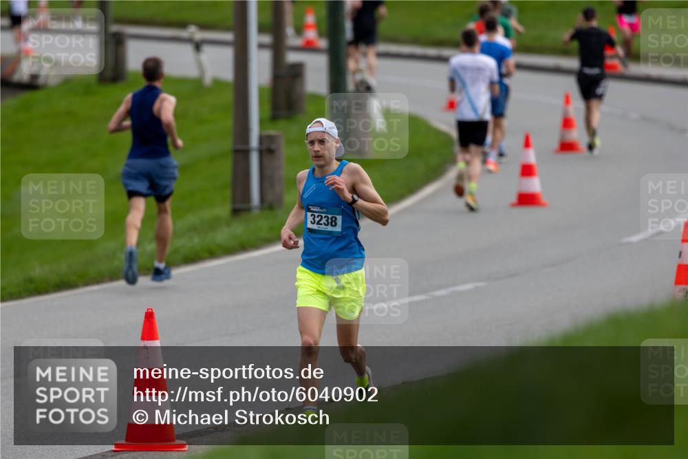 07.04.2024 - 43. Internationalen Wilhelmsburger Insellauf Michael Strokosch http://msf.ph/oto/6040902 07.04.2024 10:20:00 Laufen 3238 meine-sportfotos.de