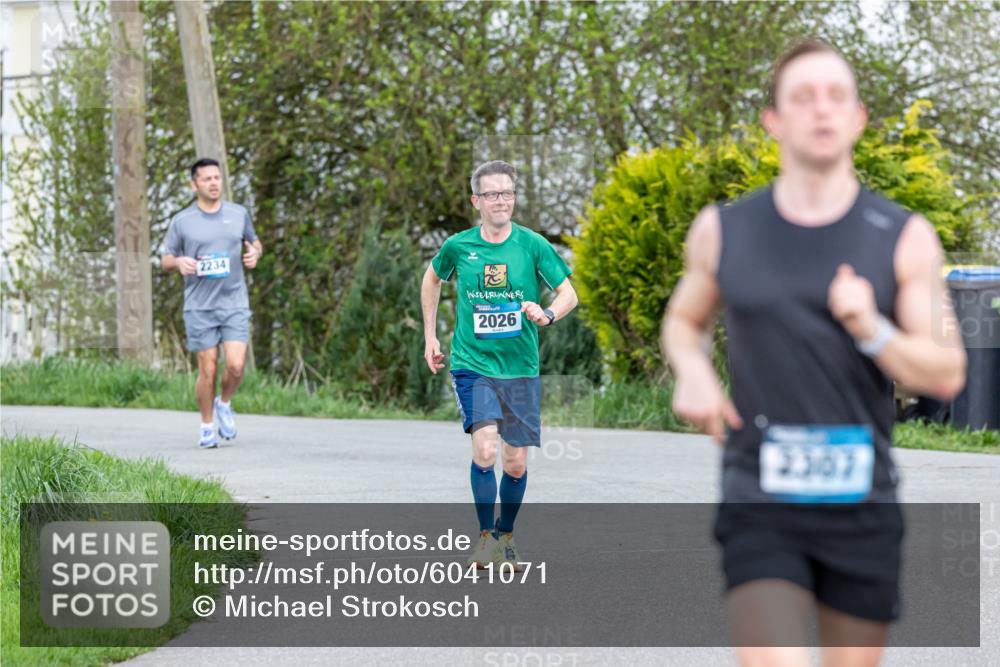 07.04.2024 - 43. Internationalen Wilhelmsburger Insellauf Michael Strokosch http://msf.ph/oto/6041071 07.04.2024 10:21:29 Laufen 2234, 2026, 2307 meine-sportfotos.de