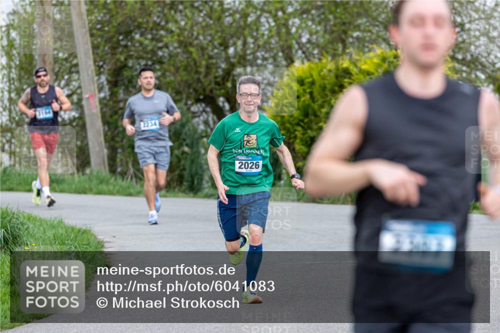 07.04.2024 - 43. Internationalen Wilhelmsburger Insellauf Michael Strokosch http://msf.ph/oto/6041083 07.04.2024 10:21:30 Laufen 2234, 2026, 3303 meine-sportfotos.de