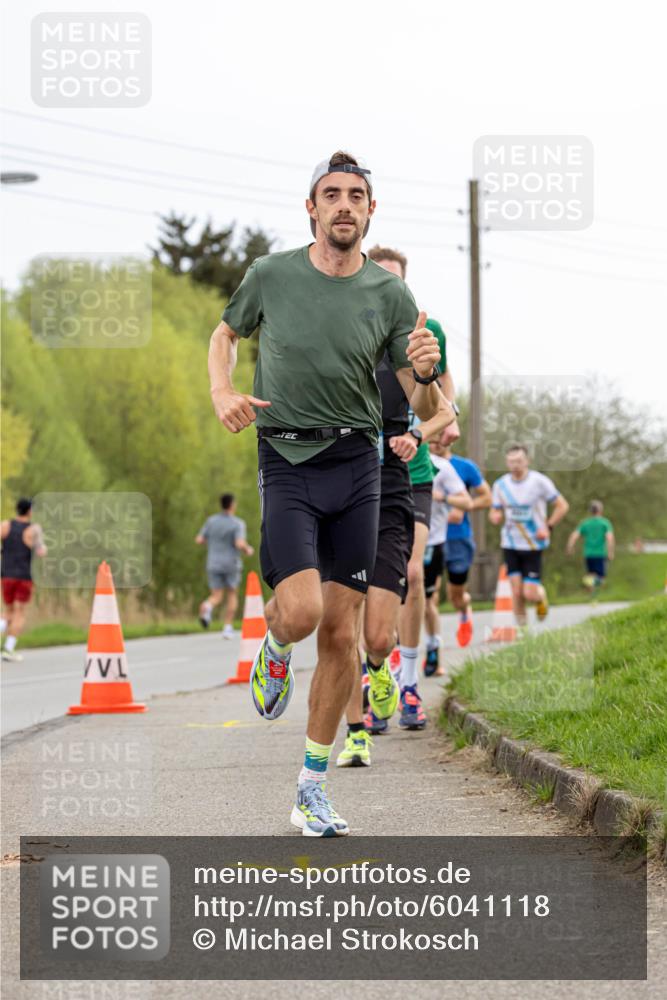 07.04.2024 - 43. Internationalen Wilhelmsburger Insellauf Michael Strokosch http://msf.ph/oto/6041118 07.04.2024 10:21:54 Laufen  meine-sportfotos.de