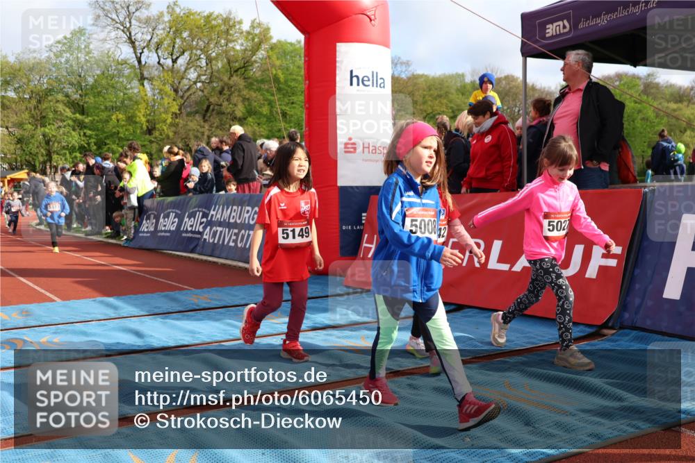 14.04.2024 - Hammer Lauf Strokosch-Dieckow http://msf.ph/oto/6065450 14.04.2024 09:32:04 Ziel  meine-sportfotos.de
