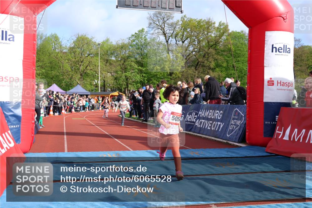 14.04.2024 - Hammer Lauf Strokosch-Dieckow http://msf.ph/oto/6065528 14.04.2024 09:32:12 Ziel  meine-sportfotos.de