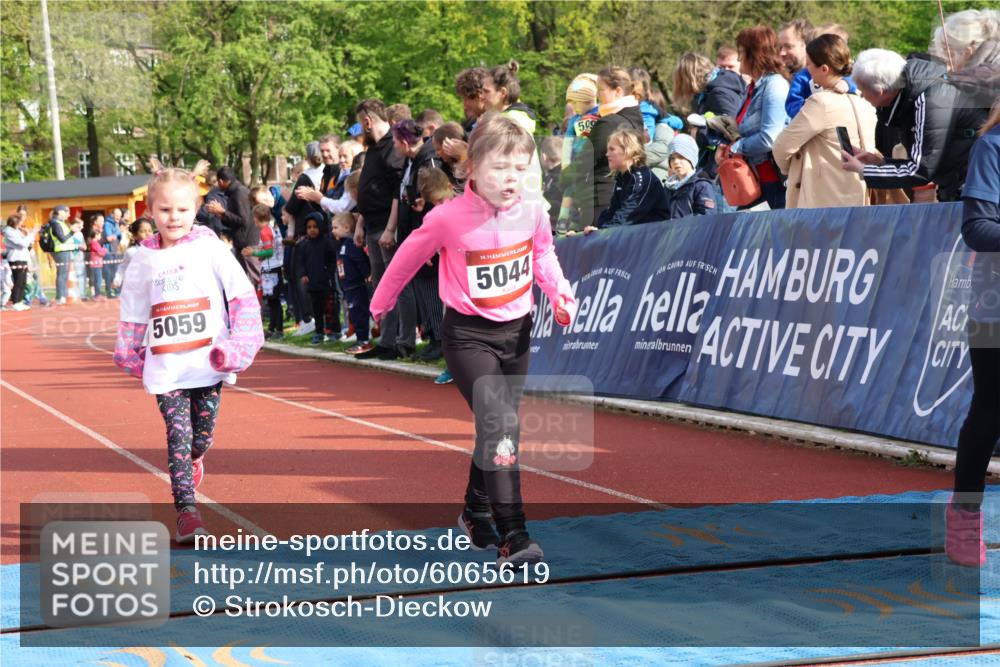 14.04.2024 - Hammer Lauf Strokosch-Dieckow http://msf.ph/oto/6065619 14.04.2024 09:32:25 Ziel  meine-sportfotos.de