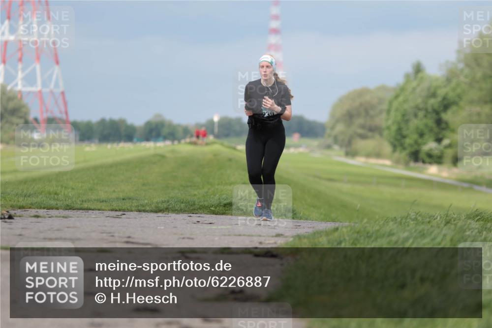 05.05.2024 - 7. Wedeler Halbmarathon H.Heesch http://msf.ph/oto/6226887 05.05.2024 12:03:06 Laufen 230 meine-sportfotos.de