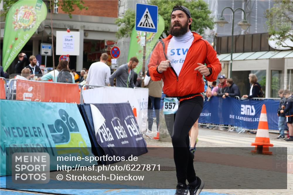 05.05.2024 - 7. Wedeler Halbmarathon Strokosch-Dieckow http://msf.ph/oto/6227871 05.05.2024 11:58:15 Ziel 557, 696, 753 meine-sportfotos.de