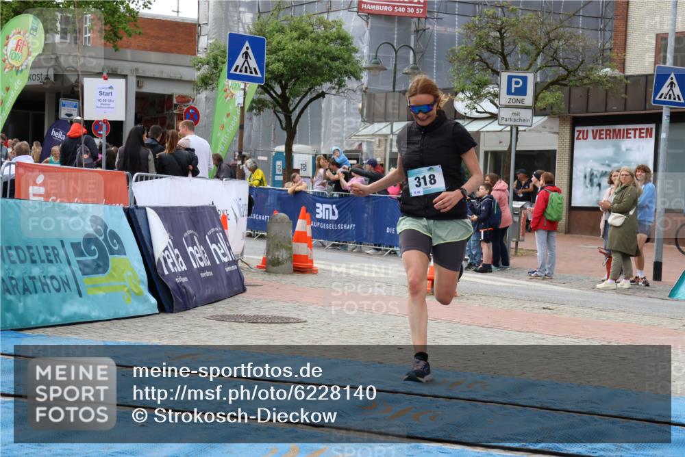 05.05.2024 - 7. Wedeler Halbmarathon Strokosch-Dieckow http://msf.ph/oto/6228140 05.05.2024 12:00:30 Ziel 318, 344 meine-sportfotos.de
