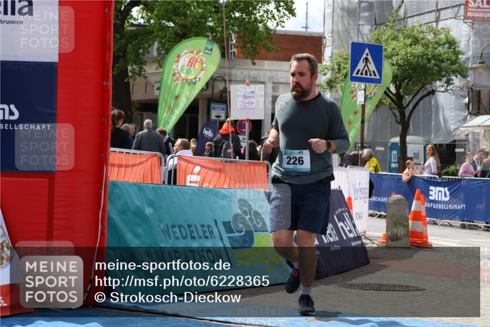 05.05.2024 - 7. Wedeler Halbmarathon Strokosch-Dieckow http://msf.ph/oto/6228365 05.05.2024 12:01:38 Ziel 226 meine-sportfotos.de