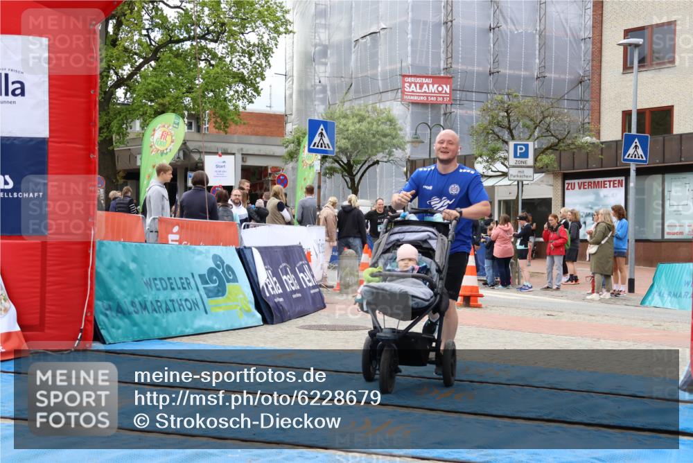 05.05.2024 - 7. Wedeler Halbmarathon Strokosch-Dieckow http://msf.ph/oto/6228679 05.05.2024 12:04:37 Ziel 270, 665, 888 meine-sportfotos.de