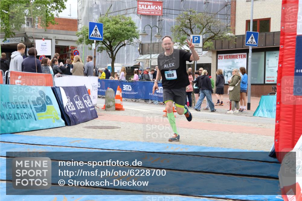 05.05.2024 - 7. Wedeler Halbmarathon Strokosch-Dieckow http://msf.ph/oto/6228700 05.05.2024 12:04:41 Ziel 665, 888 meine-sportfotos.de