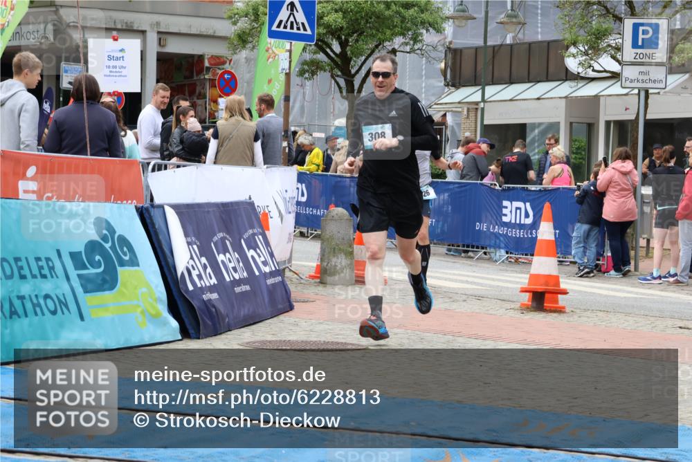05.05.2024 - 7. Wedeler Halbmarathon Strokosch-Dieckow http://msf.ph/oto/6228813 05.05.2024 12:05:11 Ziel 26, 308 meine-sportfotos.de