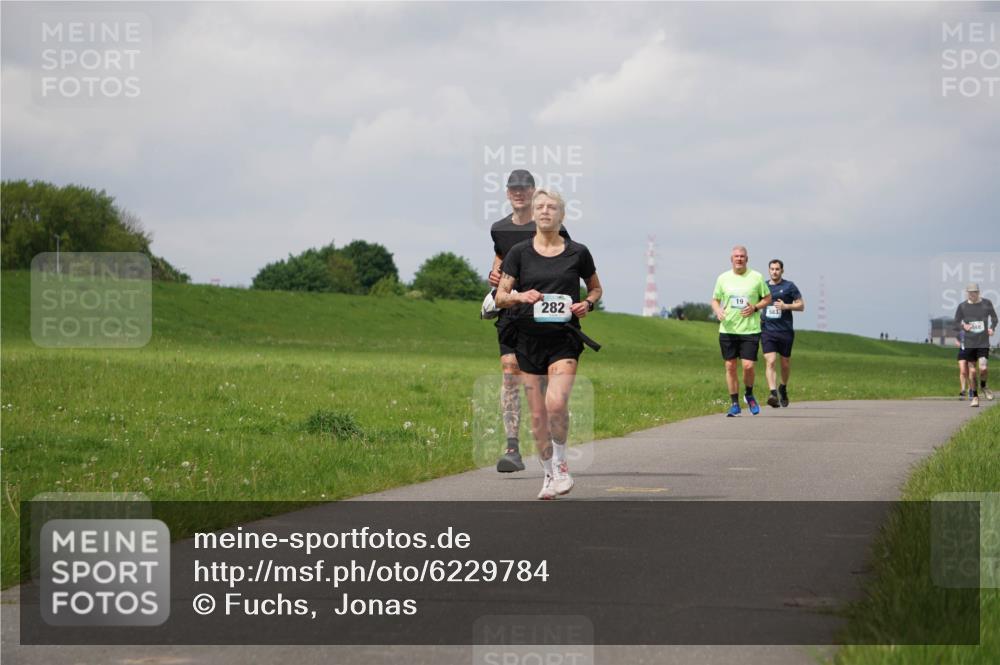 05.05.2024 - 7. Wedeler Halbmarathon Fuchs,  Jonas http://msf.ph/oto/6229784 05.05.2024 12:04:01 Laufen 282, 583, 348 meine-sportfotos.de