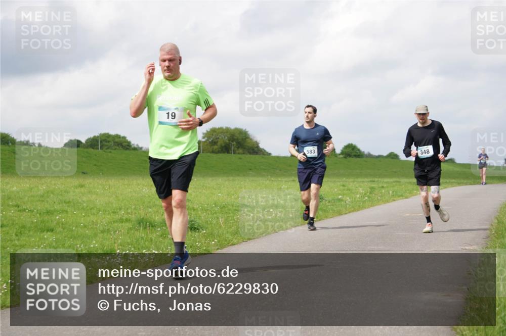 05.05.2024 - 7. Wedeler Halbmarathon Fuchs,  Jonas http://msf.ph/oto/6229830 05.05.2024 12:04:13 Laufen 19, 583, 348 meine-sportfotos.de