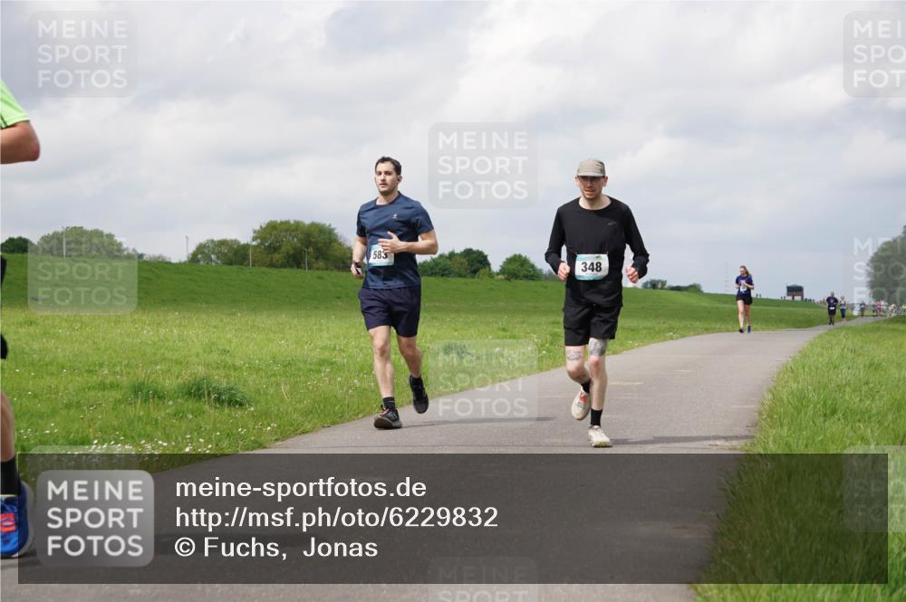 05.05.2024 - 7. Wedeler Halbmarathon Fuchs,  Jonas http://msf.ph/oto/6229832 05.05.2024 12:04:15 Laufen 583, 348 meine-sportfotos.de