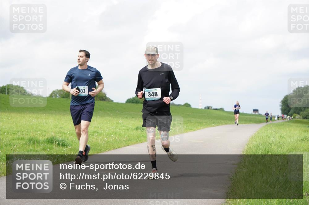 05.05.2024 - 7. Wedeler Halbmarathon Fuchs,  Jonas http://msf.ph/oto/6229845 05.05.2024 12:04:16 Laufen 983, 348 meine-sportfotos.de