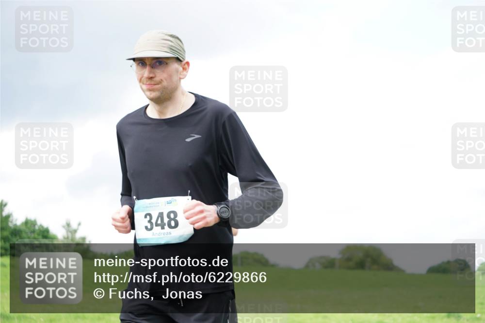 05.05.2024 - 7. Wedeler Halbmarathon Fuchs,  Jonas http://msf.ph/oto/6229866 05.05.2024 12:04:18 Laufen 348 meine-sportfotos.de