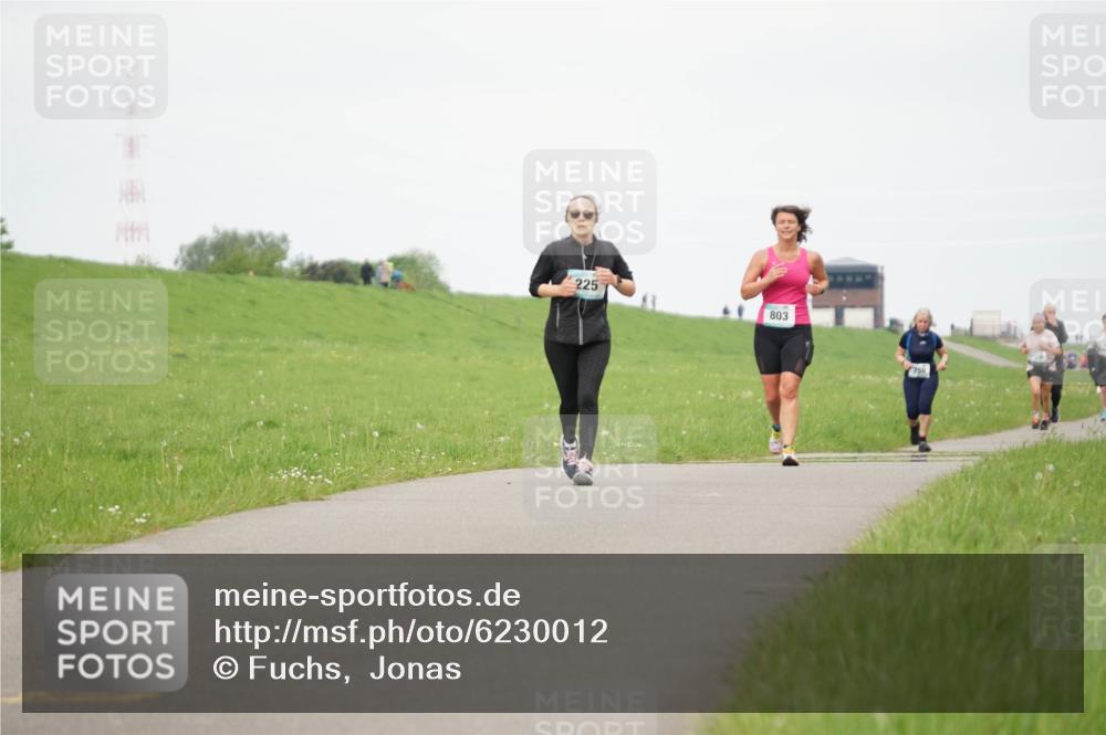 05.05.2024 - 7. Wedeler Halbmarathon Fuchs,  Jonas http://msf.ph/oto/6230012 05.05.2024 12:05:08 Laufen 225, 803 meine-sportfotos.de