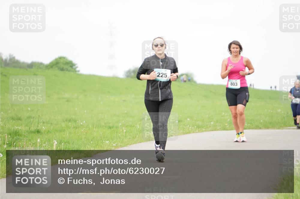 05.05.2024 - 7. Wedeler Halbmarathon Fuchs,  Jonas http://msf.ph/oto/6230027 05.05.2024 12:05:15 Laufen 225, 803 meine-sportfotos.de