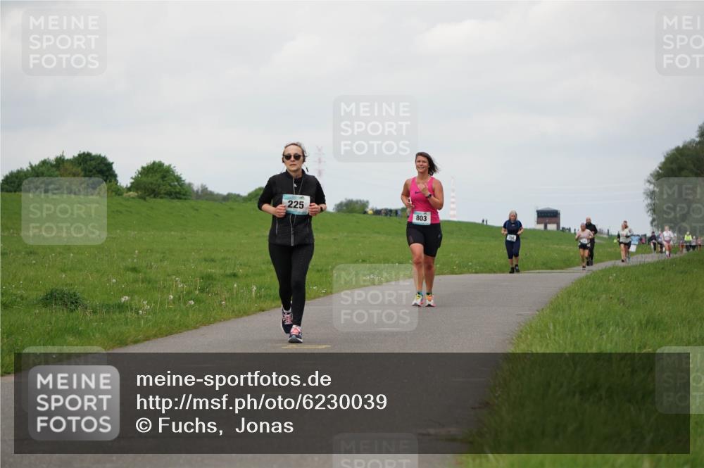 05.05.2024 - 7. Wedeler Halbmarathon Fuchs,  Jonas http://msf.ph/oto/6230039 05.05.2024 12:05:19 Laufen 225, 803 meine-sportfotos.de
