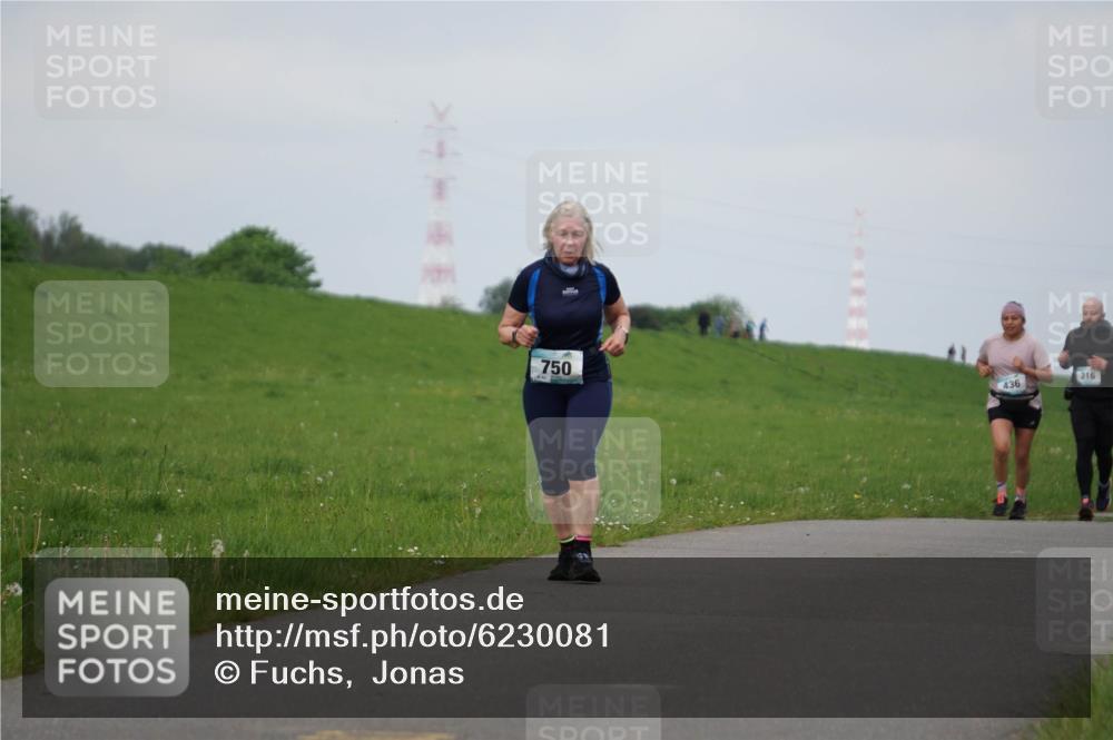 05.05.2024 - 7. Wedeler Halbmarathon Fuchs,  Jonas http://msf.ph/oto/6230081 05.05.2024 12:05:32 Laufen 750, 436, 316 meine-sportfotos.de