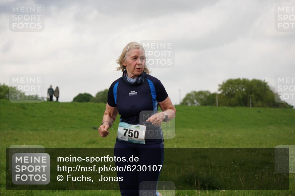 05.05.2024 - 7. Wedeler Halbmarathon Fuchs,  Jonas http://msf.ph/oto/6230107 05.05.2024 12:05:43 Laufen 750, 42 meine-sportfotos.de