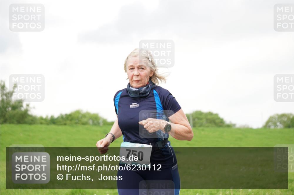 05.05.2024 - 7. Wedeler Halbmarathon Fuchs,  Jonas http://msf.ph/oto/6230112 05.05.2024 12:05:44 Laufen 750, 42 meine-sportfotos.de