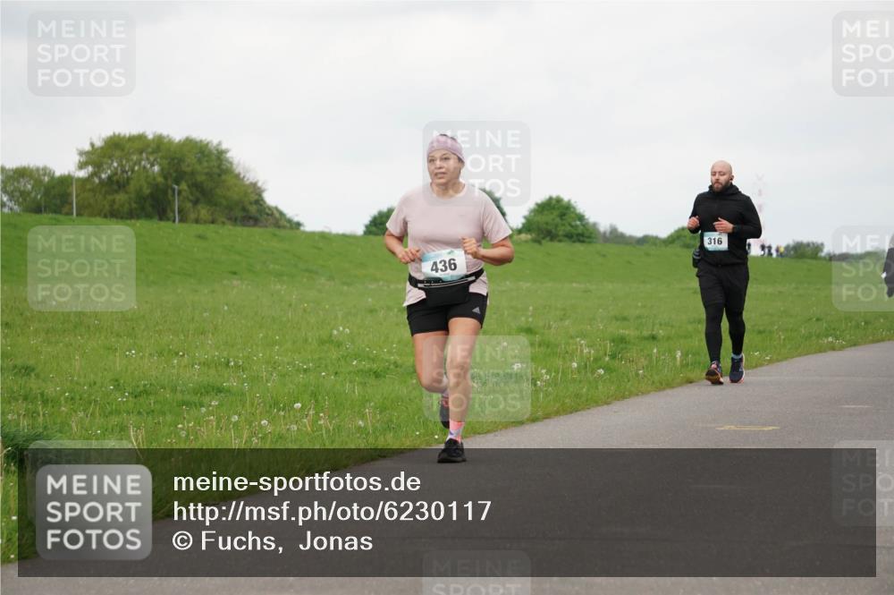 05.05.2024 - 7. Wedeler Halbmarathon Fuchs,  Jonas http://msf.ph/oto/6230117 05.05.2024 12:05:52 Laufen 436, 316 meine-sportfotos.de