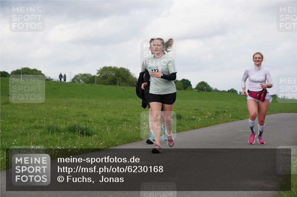 05.05.2024 - 7. Wedeler Halbmarathon Fuchs,  Jonas http://msf.ph/oto/6230168 05.05.2024 12:06:05 Laufen 127 meine-sportfotos.de