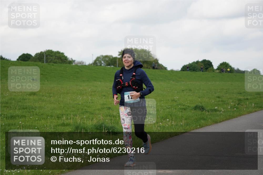 05.05.2024 - 7. Wedeler Halbmarathon Fuchs,  Jonas http://msf.ph/oto/6230216 05.05.2024 12:06:37 Laufen 12 meine-sportfotos.de