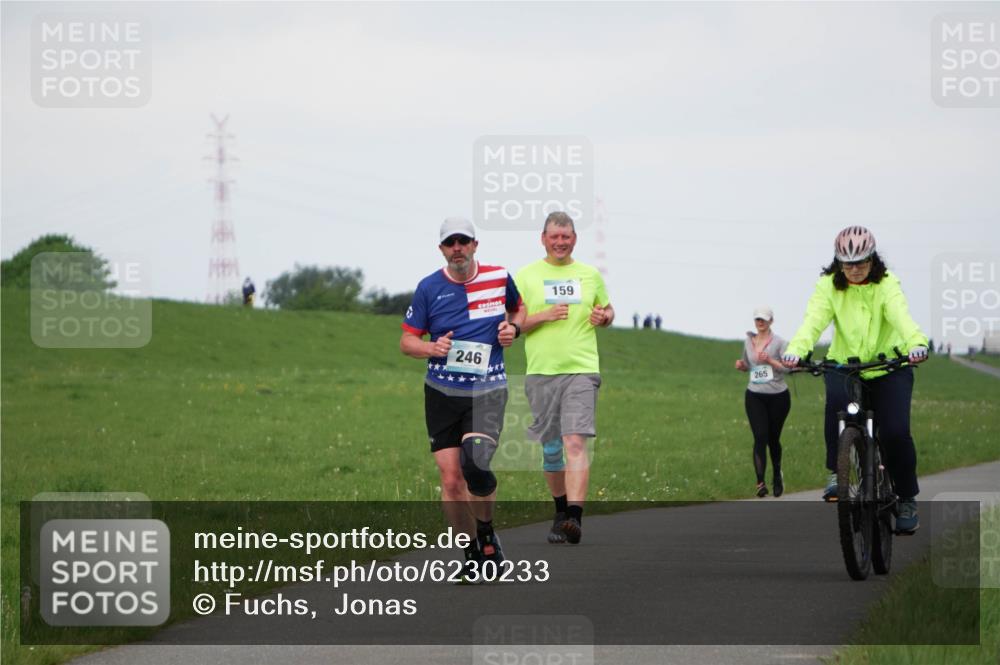 05.05.2024 - 7. Wedeler Halbmarathon Fuchs,  Jonas http://msf.ph/oto/6230233 05.05.2024 12:06:42 Laufen 246, 159 meine-sportfotos.de