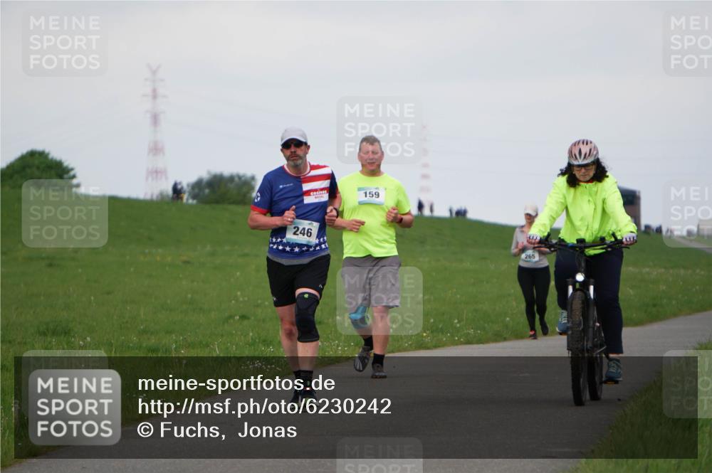 05.05.2024 - 7. Wedeler Halbmarathon Fuchs,  Jonas http://msf.ph/oto/6230242 05.05.2024 12:06:43 Laufen 246, 159 meine-sportfotos.de
