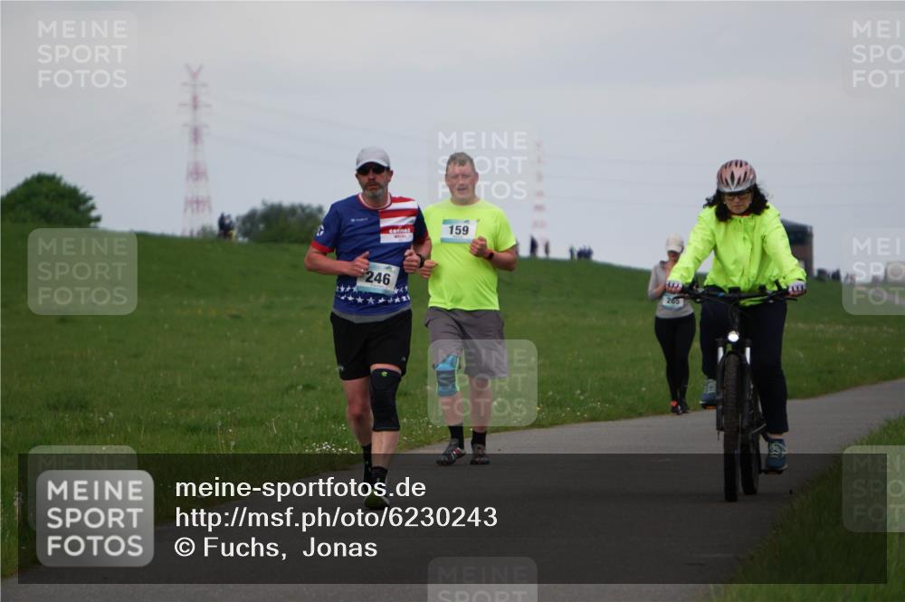 05.05.2024 - 7. Wedeler Halbmarathon Fuchs,  Jonas http://msf.ph/oto/6230243 05.05.2024 12:06:43 Laufen 246, 159 meine-sportfotos.de