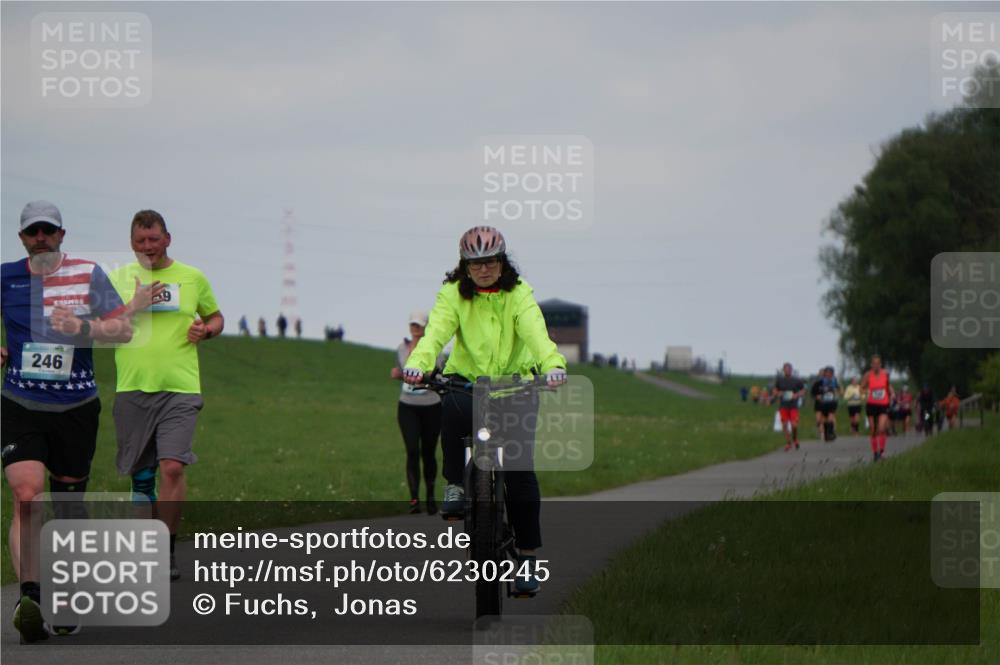 05.05.2024 - 7. Wedeler Halbmarathon Fuchs,  Jonas http://msf.ph/oto/6230245 05.05.2024 12:06:44 Laufen 246 meine-sportfotos.de