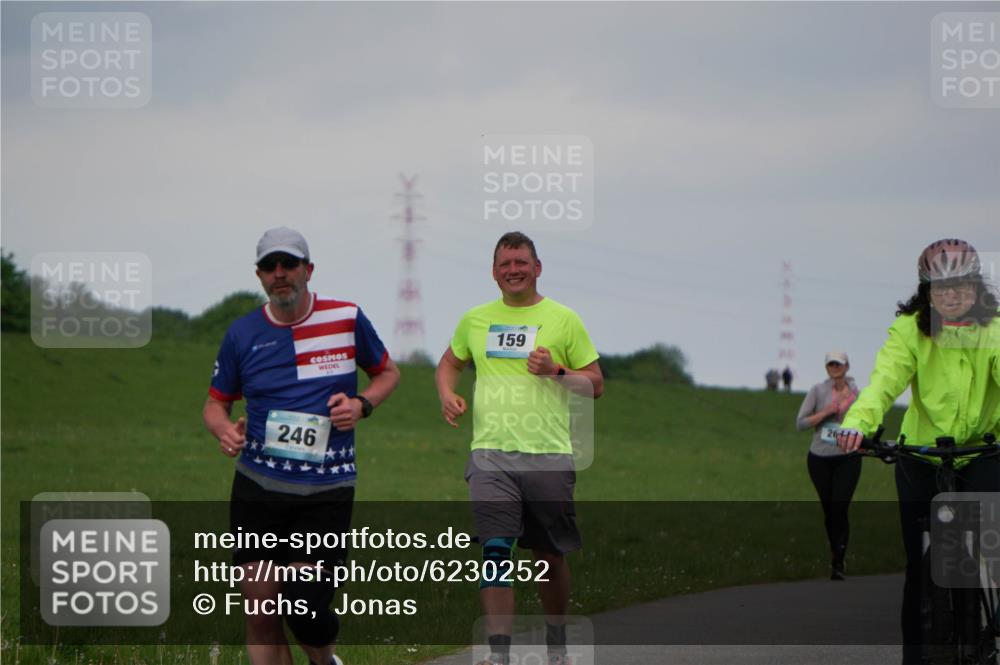 05.05.2024 - 7. Wedeler Halbmarathon Fuchs,  Jonas http://msf.ph/oto/6230252 05.05.2024 12:06:47 Laufen 246, 159 meine-sportfotos.de