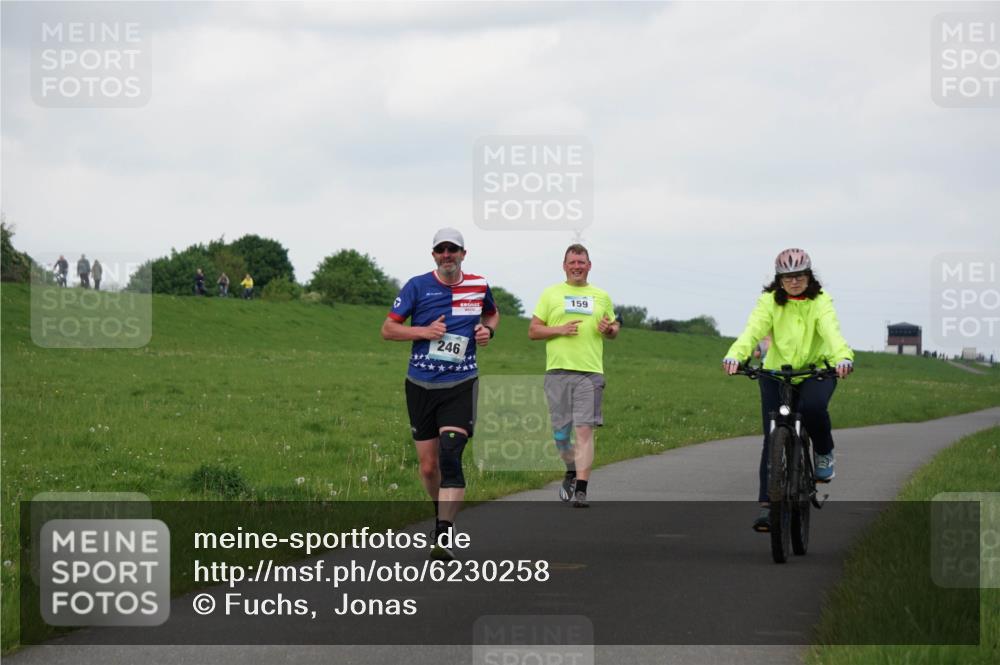 05.05.2024 - 7. Wedeler Halbmarathon Fuchs,  Jonas http://msf.ph/oto/6230258 05.05.2024 12:06:49 Laufen 246, 159 meine-sportfotos.de