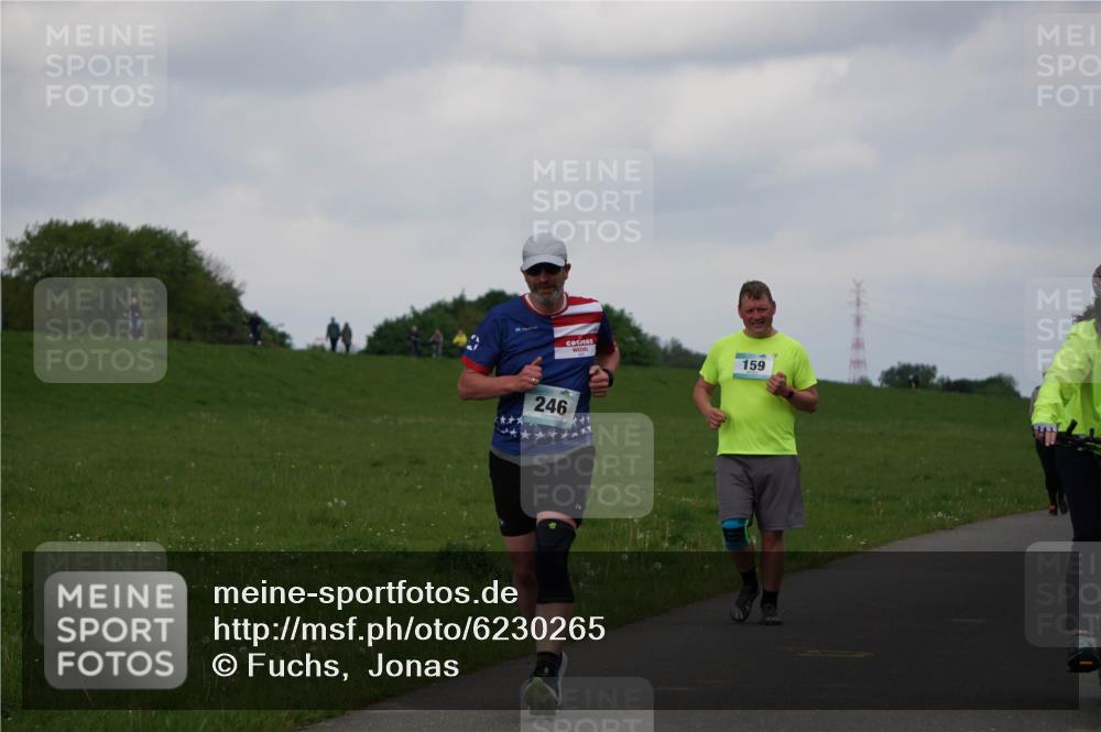 05.05.2024 - 7. Wedeler Halbmarathon Fuchs,  Jonas http://msf.ph/oto/6230265 05.05.2024 12:06:51 Laufen 246, 159 meine-sportfotos.de