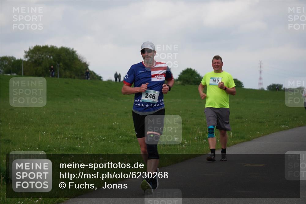 05.05.2024 - 7. Wedeler Halbmarathon Fuchs,  Jonas http://msf.ph/oto/6230268 05.05.2024 12:06:52 Laufen 159, 246 meine-sportfotos.de