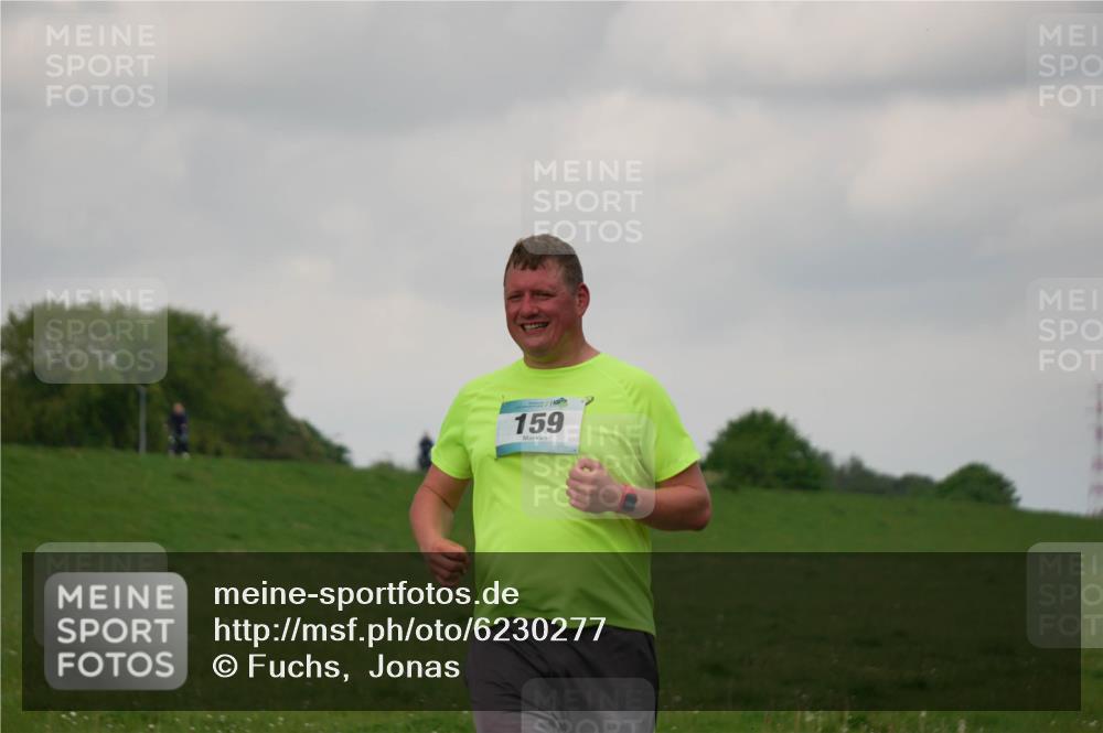 05.05.2024 - 7. Wedeler Halbmarathon Fuchs,  Jonas http://msf.ph/oto/6230277 05.05.2024 12:06:55 Laufen 159 meine-sportfotos.de