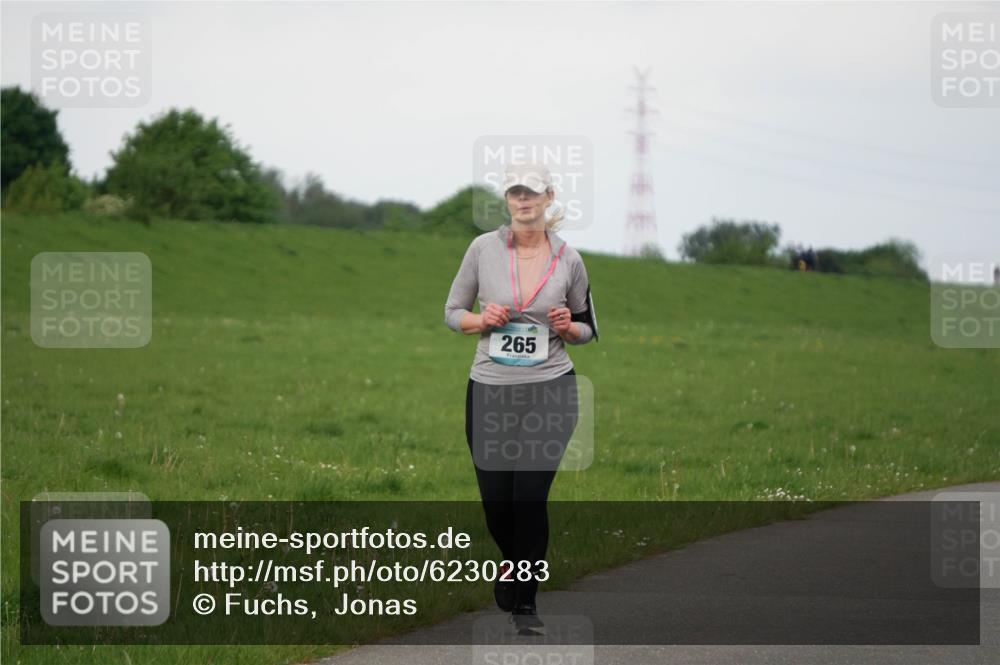 05.05.2024 - 7. Wedeler Halbmarathon Fuchs,  Jonas http://msf.ph/oto/6230283 05.05.2024 12:07:00 Laufen 265 meine-sportfotos.de
