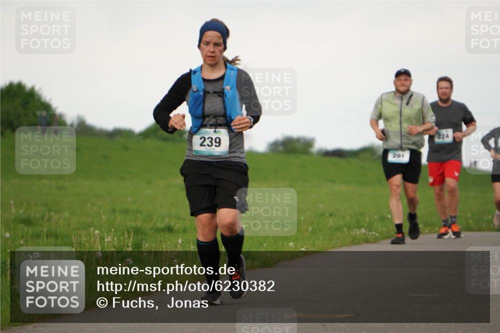 05.05.2024 - 7. Wedeler Halbmarathon Fuchs,  Jonas http://msf.ph/oto/6230382 05.05.2024 12:07:45 Laufen 239, 291, 224 meine-sportfotos.de