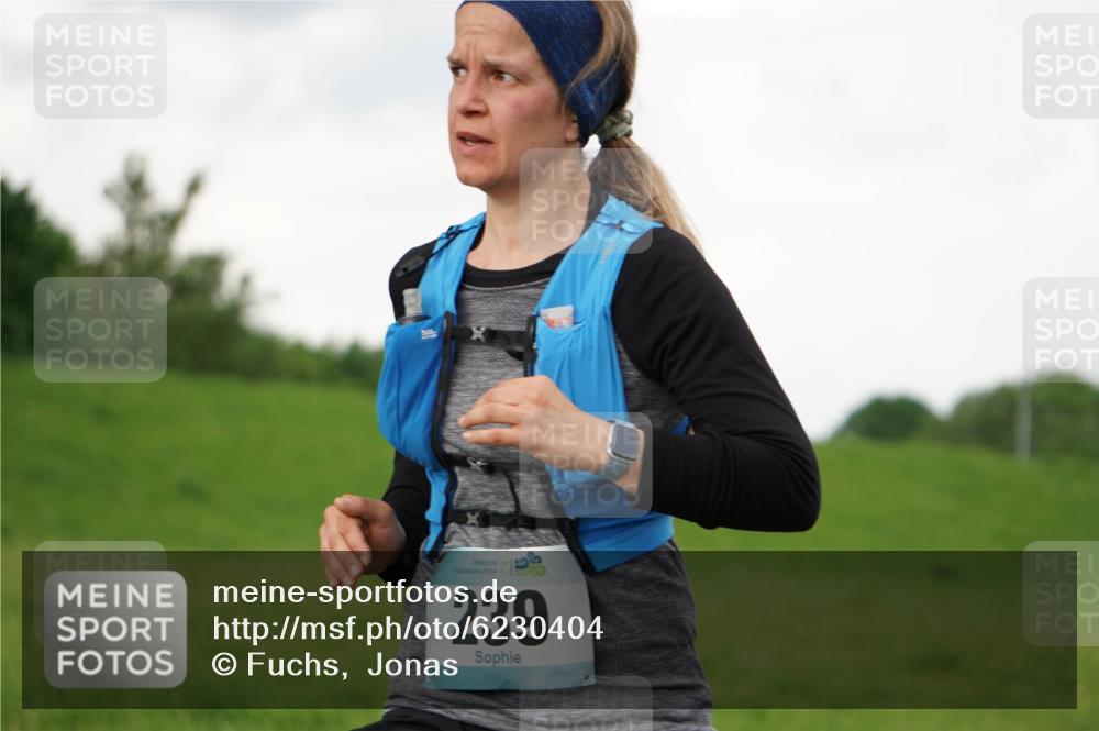 05.05.2024 - 7. Wedeler Halbmarathon Fuchs,  Jonas http://msf.ph/oto/6230404 05.05.2024 12:07:51 Laufen 239 meine-sportfotos.de