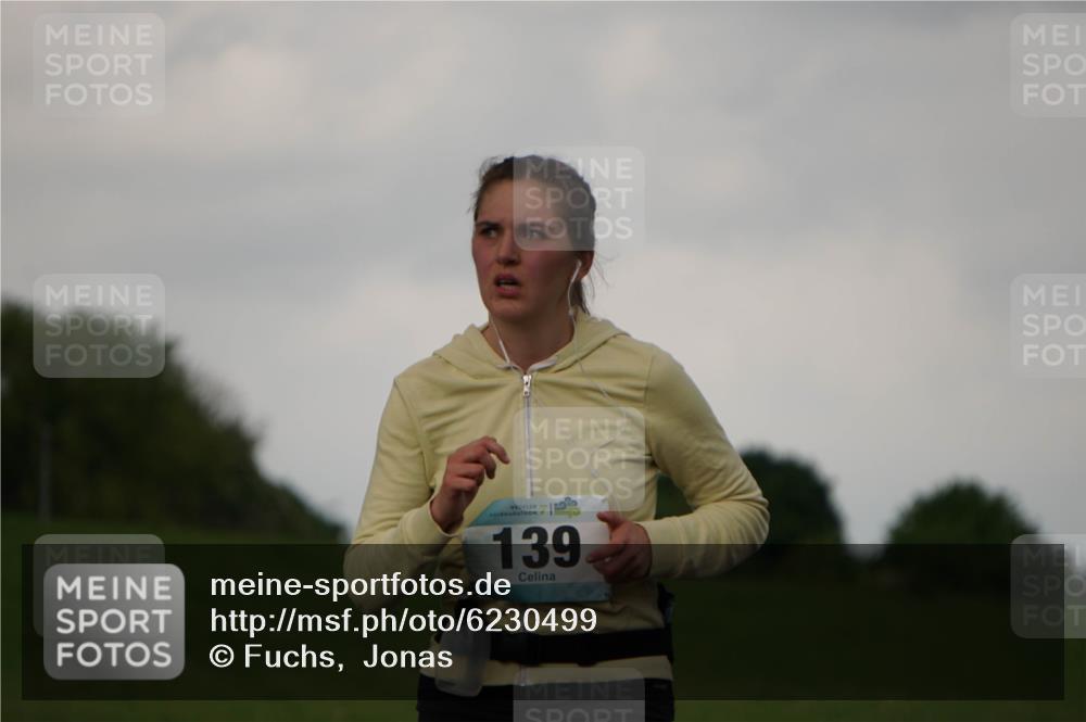 05.05.2024 - 7. Wedeler Halbmarathon Fuchs,  Jonas http://msf.ph/oto/6230499 05.05.2024 12:08:15 Laufen 139 meine-sportfotos.de