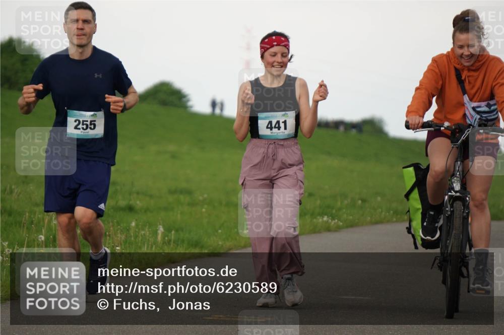 05.05.2024 - 7. Wedeler Halbmarathon Fuchs,  Jonas http://msf.ph/oto/6230589 05.05.2024 12:08:41 Laufen 255, 441 meine-sportfotos.de