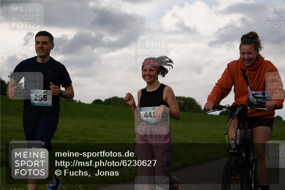 05.05.2024 - 7. Wedeler Halbmarathon Fuchs,  Jonas http://msf.ph/oto/6230627 05.05.2024 12:08:47 Laufen 255, 447 meine-sportfotos.de