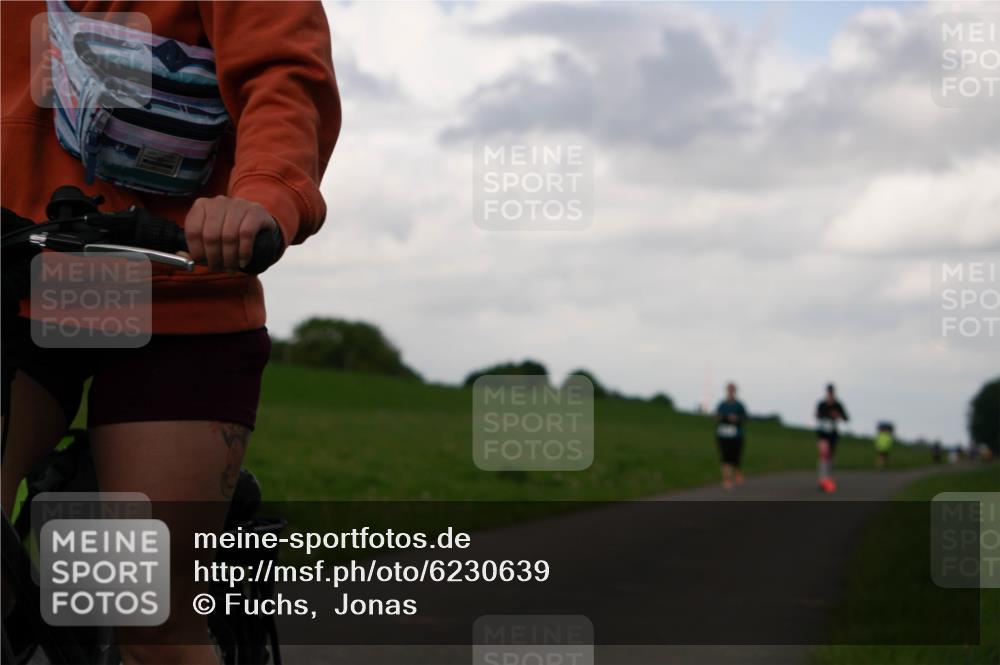 05.05.2024 - 7. Wedeler Halbmarathon Fuchs,  Jonas http://msf.ph/oto/6230639 05.05.2024 12:08:49 Laufen  meine-sportfotos.de