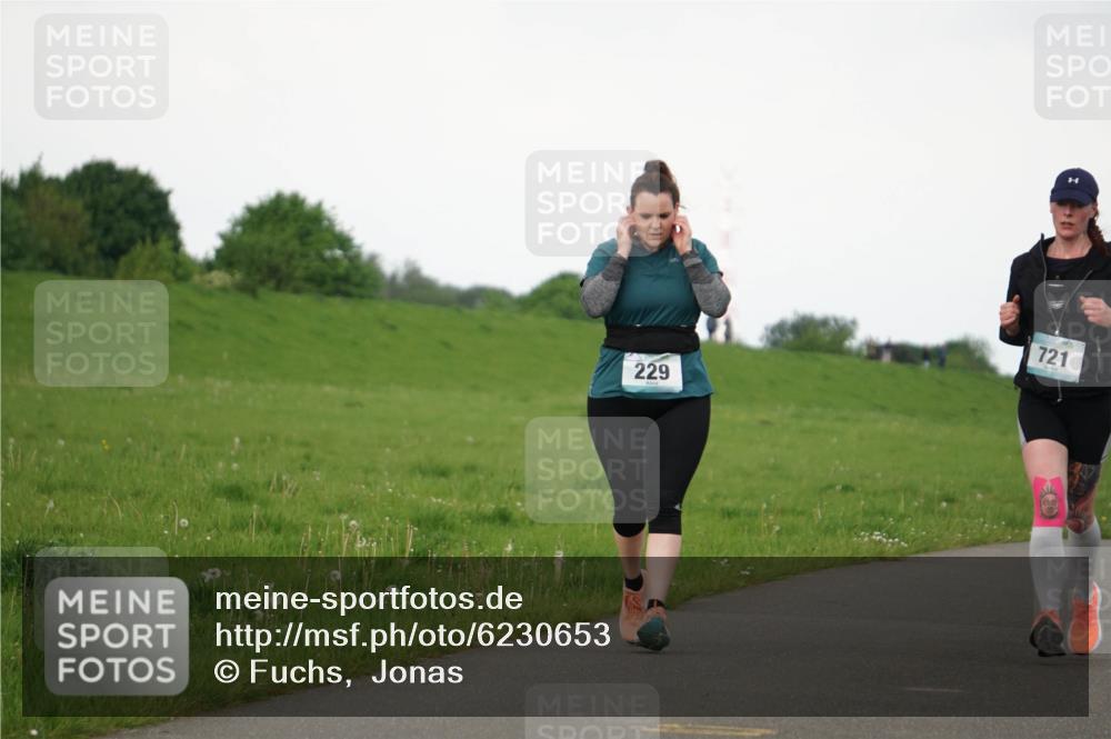 05.05.2024 - 7. Wedeler Halbmarathon Fuchs,  Jonas http://msf.ph/oto/6230653 05.05.2024 12:08:51 Laufen 229, 721 meine-sportfotos.de