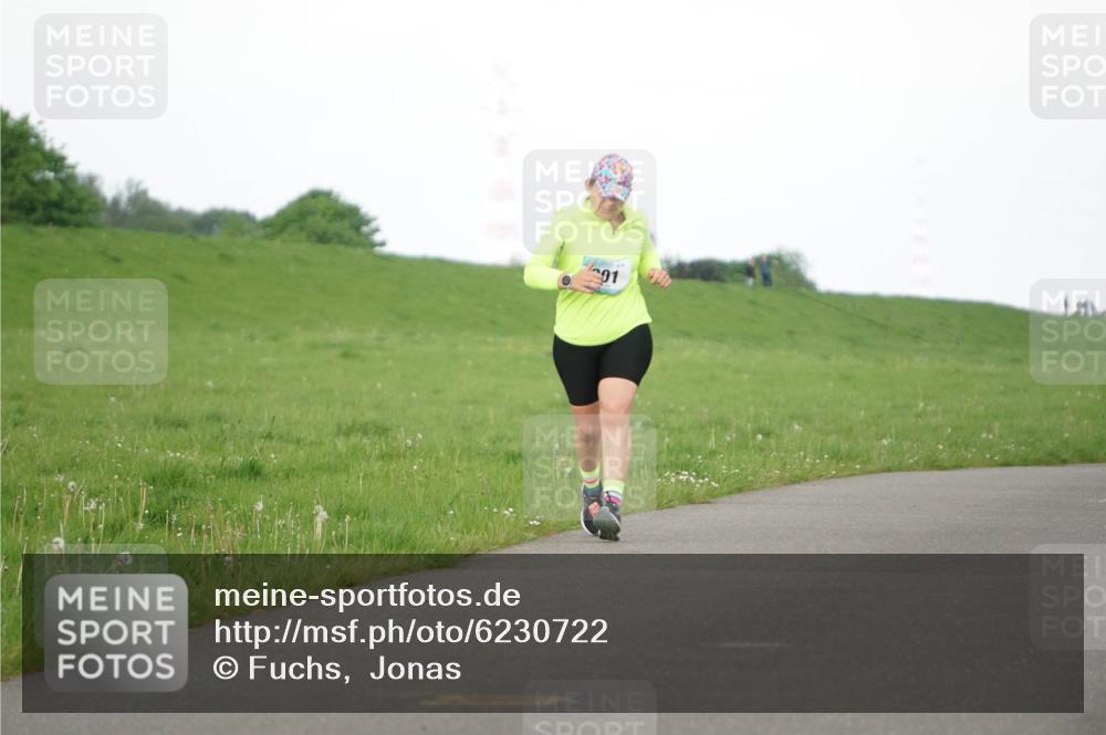 05.05.2024 - 7. Wedeler Halbmarathon Fuchs,  Jonas http://msf.ph/oto/6230722 05.05.2024 12:09:09 Laufen 01 meine-sportfotos.de
