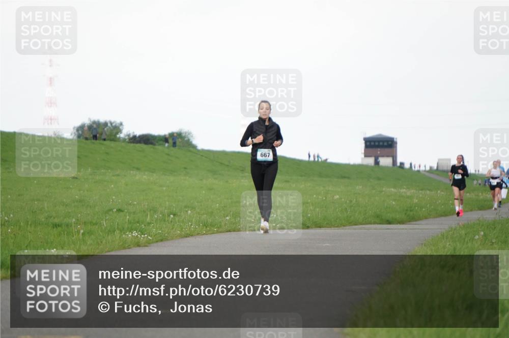 05.05.2024 - 7. Wedeler Halbmarathon Fuchs,  Jonas http://msf.ph/oto/6230739 05.05.2024 12:09:16 Laufen 667 meine-sportfotos.de